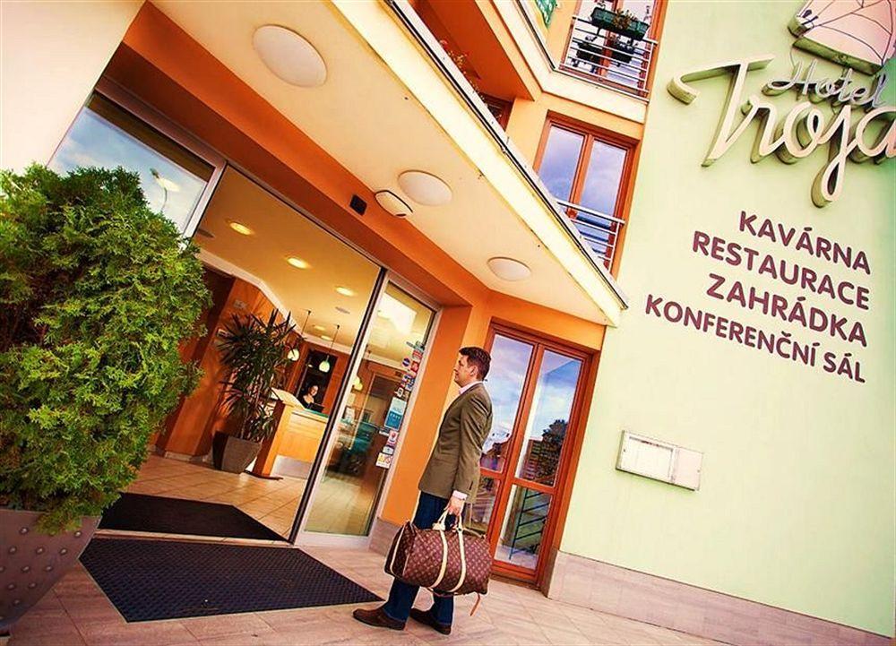 Hotel Troja Praga Exterior foto